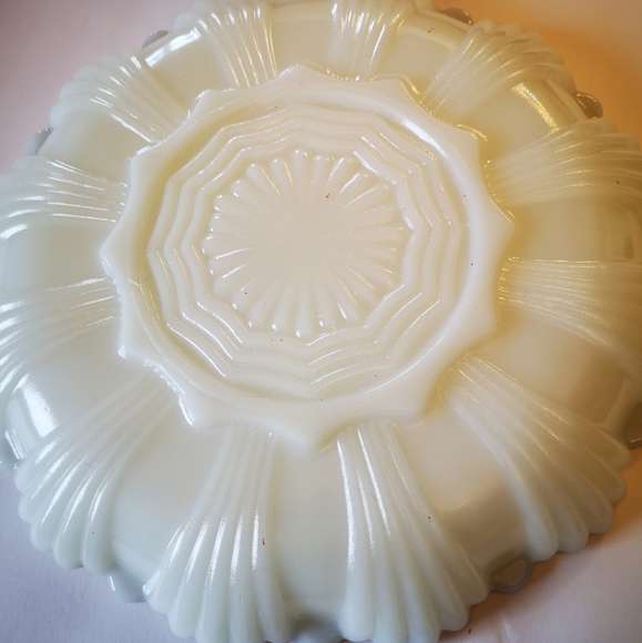 MILK GLASS VINTAGE divided dish Gold Trim - Picture 2 of 2